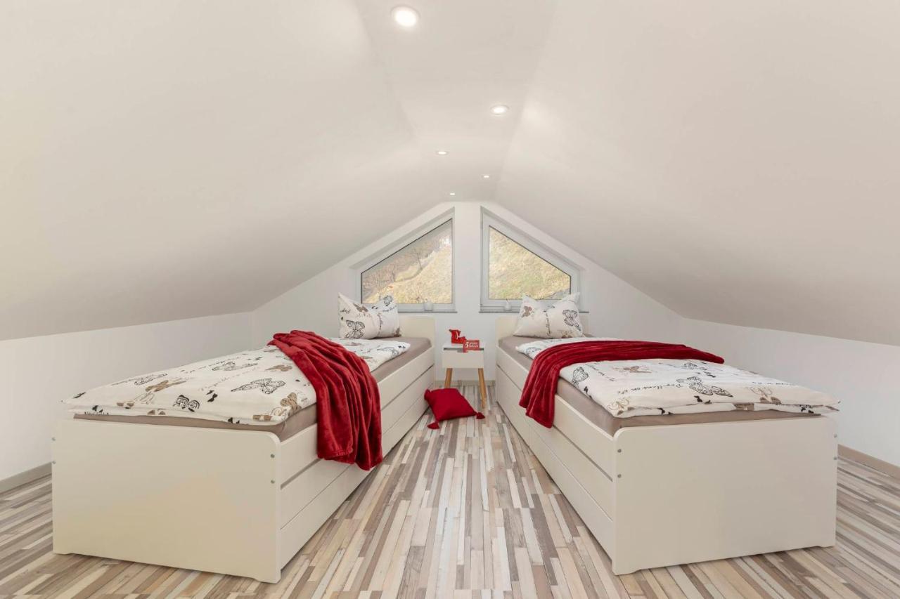 Holiday House Vikend Polzela Екстериор снимка